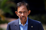 Самым долгоправящим живым монархом в мире стал султан Брунея