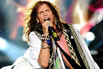 Группа Aerosmith прекращает гастрольную деятельность